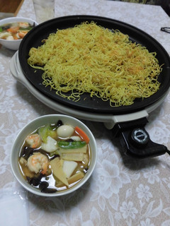 ホットプレートで!海鮮あんかけ焼きそば-レシピのメイン写真