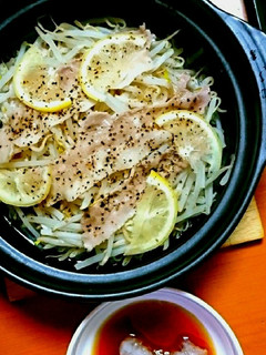 もやしと豚バラのレモン蒸し~味付け不要~-レシピのメイン写真