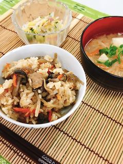 きのこおこわ(天理市給食)-レシピのメイン写真