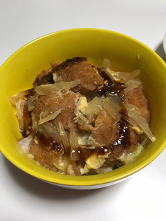 市販品で手軽に簡単♪コロッケ丼-レシピのメイン写真