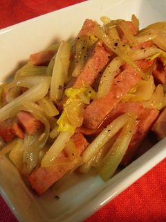 白菜の芯の部分とハム☆麺つゆでドーン♪-レシピのメイン写真