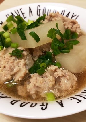 寒い冬に！鶏団子と大根の煮物-レシピのメイン写真