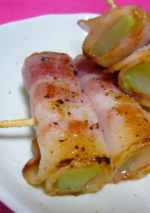 ブロッコリーの茎でベーコン巻き◎-レシピのメイン写真