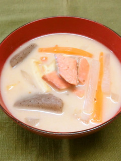 鮭と根菜の粕汁-レシピのメイン写真