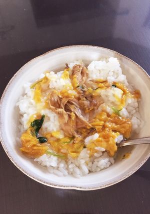 風邪の時や非常食に重宝 舞茸と卵の雑炊-レシピのメイン写真