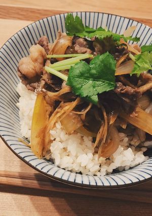 ごぼう入りで食べごたえのある牛丼-レシピのメイン写真