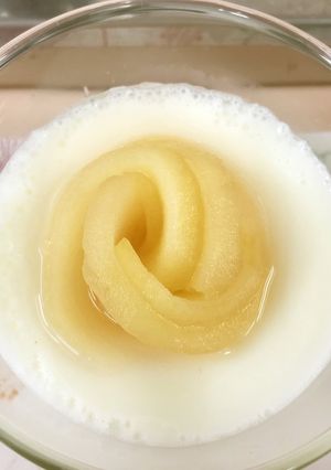 ミルクゼリー～バラりんご添え～-レシピのメイン写真