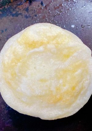 フライパンで餅を焼く(油ありバージョン)-レシピのメイン写真