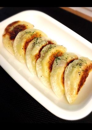 超簡単★さつまいもとベーコンチーズの餃子-レシピのメイン写真