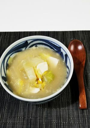 鍋キューブで白菜コーンのスープ-レシピのメイン写真