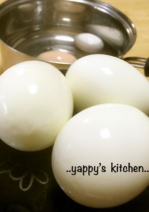 ゆで卵の殻　つるりん〜♪♫とむけます！！-レシピのメイン写真