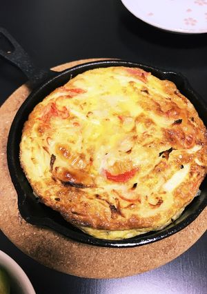 カニと玉ねぎの中華風スパニッシュオムレツ-レシピのメイン写真