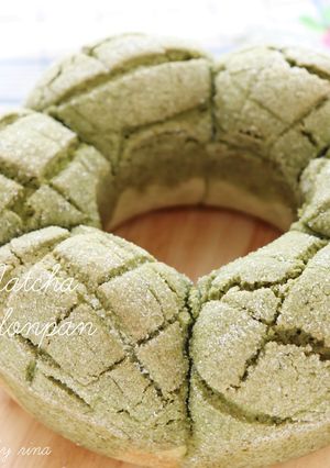 ザクザク抹茶メロンパンのちぎりパン-レシピのメイン写真