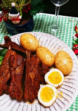 まぶして焼くだけ♡スペアリブ玉子添え-レシピのメイン写真