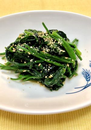 フライパンで簡単5分☆ほうれん草胡麻和え-レシピのメイン写真