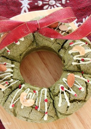 ちぎりメロンパンでクリスマスリースパン♪-レシピのメイン写真