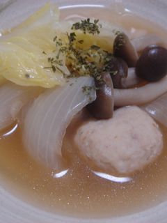 白菜と肉団子のコンソメスープ♪-レシピのメイン写真