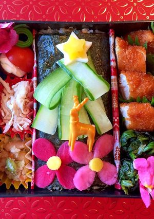 ツリーとお花トナカイ★海苔弁当-レシピのメイン写真