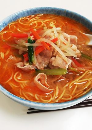 ピリ辛　まつやのとり野菜みそでラーメン-レシピのメイン写真