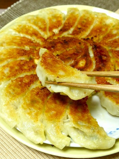 簡単!ほにゃららで☆とろける餃子-レシピのメイン写真