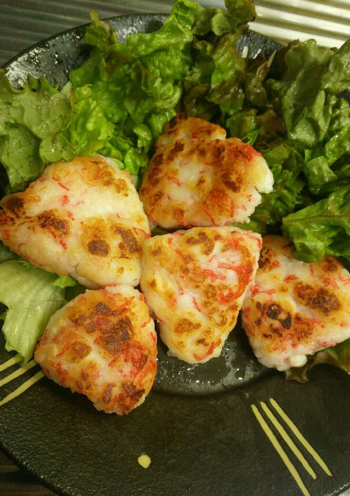 10分で♪はんぺんとカニかまの三角おやき-レシピのメイン写真