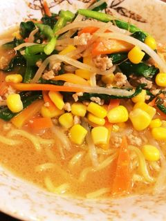 子供も喜ぶ★野菜たっぷり味噌ラーメン-レシピのメイン写真