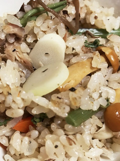 サバの水煮缶で簡単炊き込みご飯-レシピのメイン写真