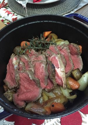 ストウブで超簡単ローストビーフ!-レシピのメイン写真