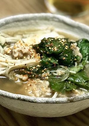 鍋物用【鶏団子】豚肉入り-レシピのメイン写真