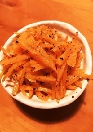 簡単ヘルシーにんじんナムル副菜-レシピのメイン写真