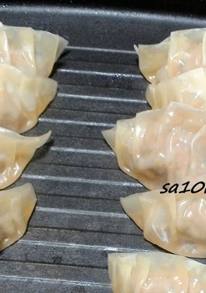 絶品！旨味たっぷりジューシーラム餃子！-レシピのメイン写真