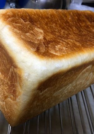 自家製酵母☆中種法でふわふわ食パン-レシピのメイン写真