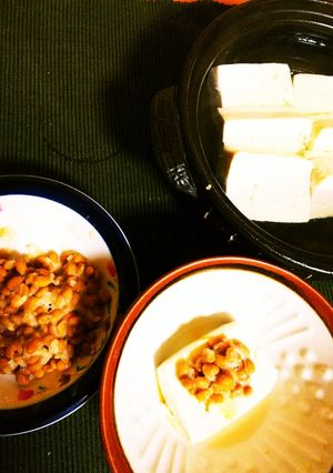 胃腸に優しく栄養満点！湯豆腐の納豆がけ♪-レシピのメイン写真