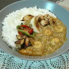 A picture of シーフードカレー*✧ エビと焼き野菜.