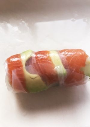 アボカドとサーモンのしましま春巻き-レシピのメイン写真