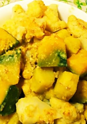 薩摩芋・南瓜・カリフラワーのごま味噌和え-レシピのメイン写真