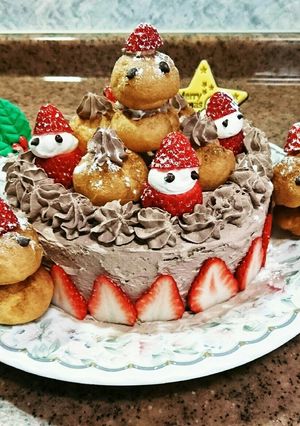 プチシューでにぎやかクリスマスケーキ☆-レシピのメイン写真