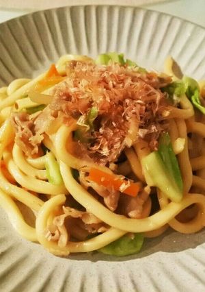 フライパンで簡単！焼きうどん♡-レシピのメイン写真