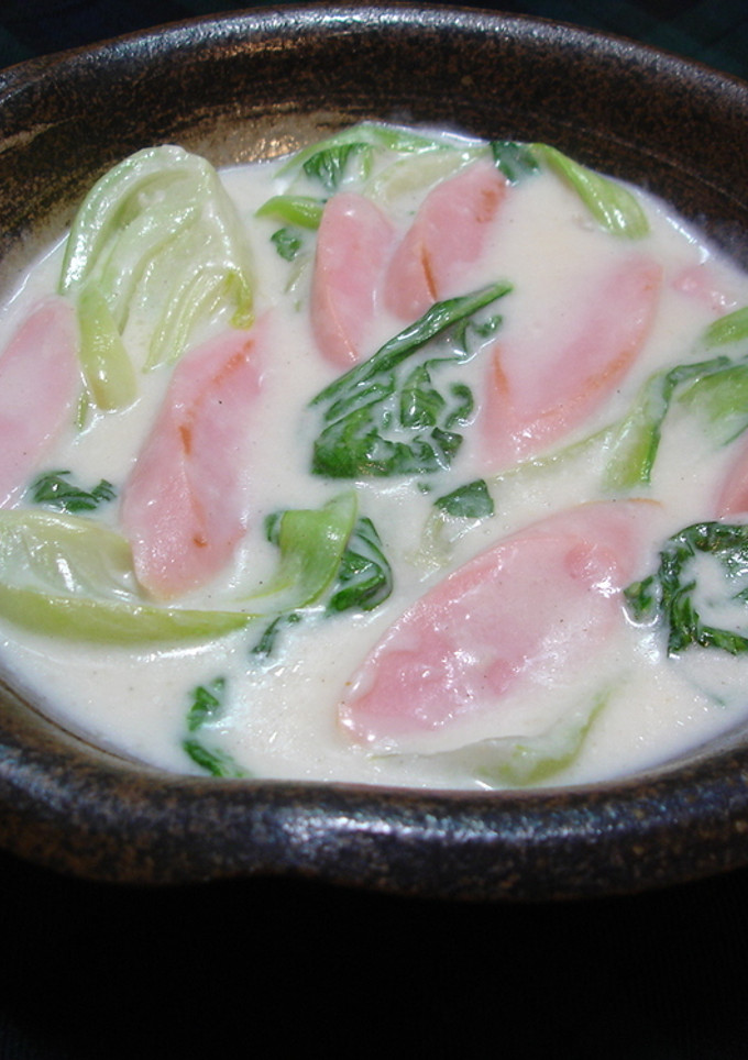 魚肉ソーセージと青梗菜のミルク煮-レシピのメイン写真