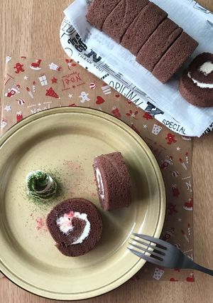 ホワイトチョコクリームのチョコロール-レシピのメイン写真