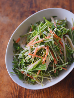 水菜と残り物野菜で★千切り醤油マヨサラダ-レシピのメイン写真
