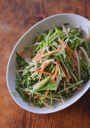 水菜と残り物野菜で★千切り醤油マヨサラダ-レシピのメイン写真