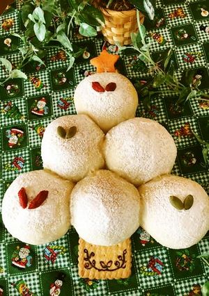 常温発酵★白パンでチョコ入りツリーパン-レシピのメイン写真