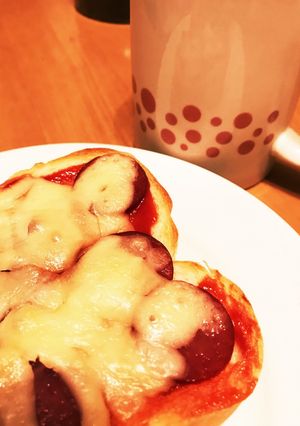 サラミとチーズの簡単ピザトースト-レシピのメイン写真