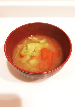 ❁パプリカとキャベツのお味噌汁❁-レシピのメイン写真