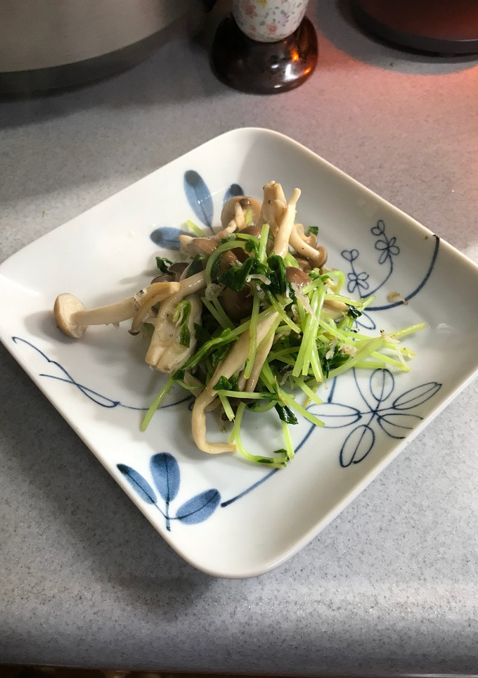 豆苗とジャコの炒め物-レシピのメイン写真