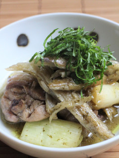 鶏肉とたたきごぼうの大葉ドレ煮-レシピのメイン写真