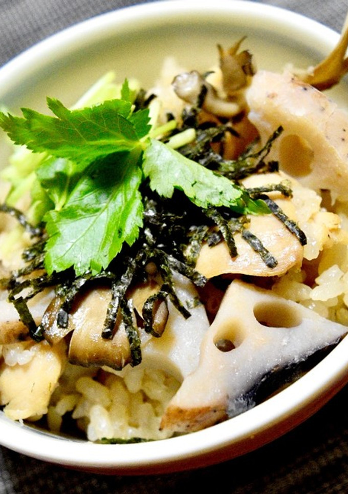 ほくほくシャキッ！れんこんの炊き込みご飯-レシピのメイン写真