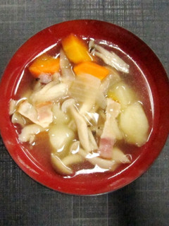 野菜たっぷり簡単スープ★コンソメ味-レシピのメイン写真
