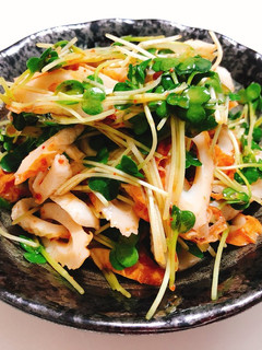 竹輪とカイワレの豆板醤和え:-)-レシピのメイン写真